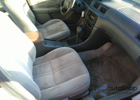 1997 Toyota Camry Le from USA, damaged, VIN 4T1BG22K9VU820362